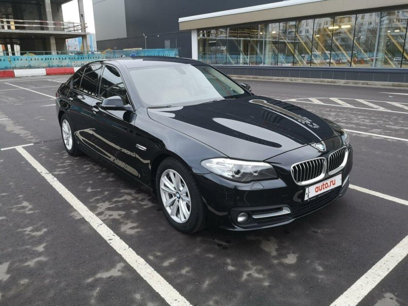 БМВ 520 2018