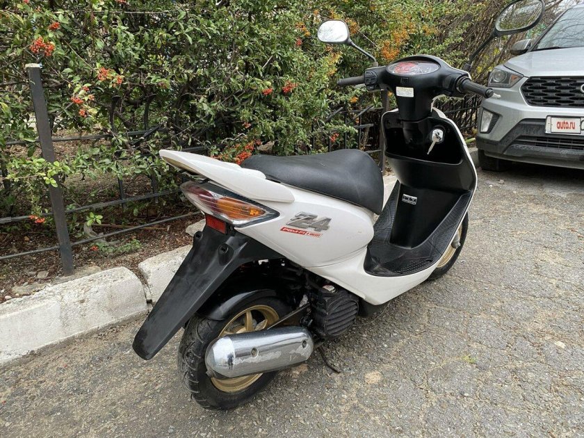 Хонда дио z4