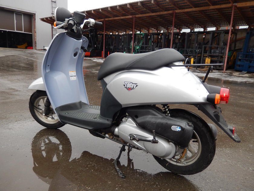 Хонда 32 мопед