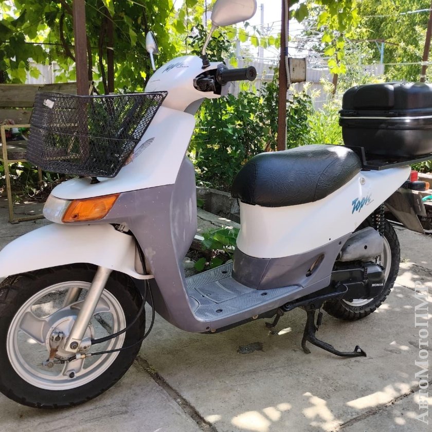 Скутер Хонда