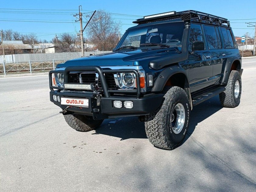 Nissan Patrol IV (y60)