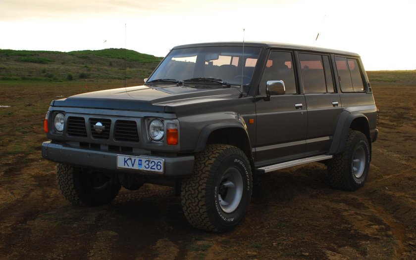 Nissan Patrol y60
