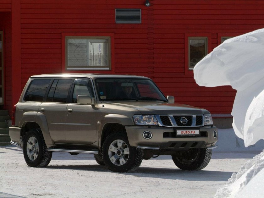 Ниссан Патрол y61