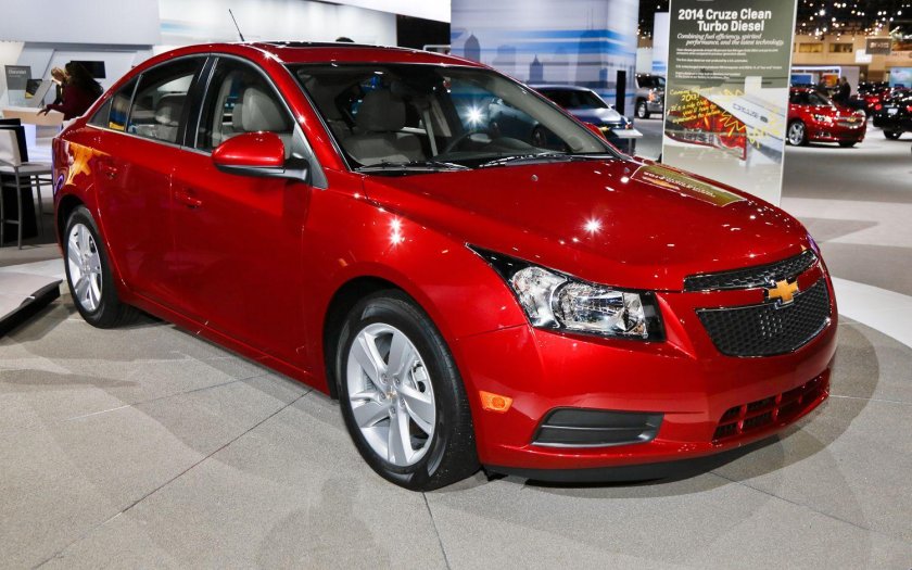 Chevrolet Cruze 2014 красный