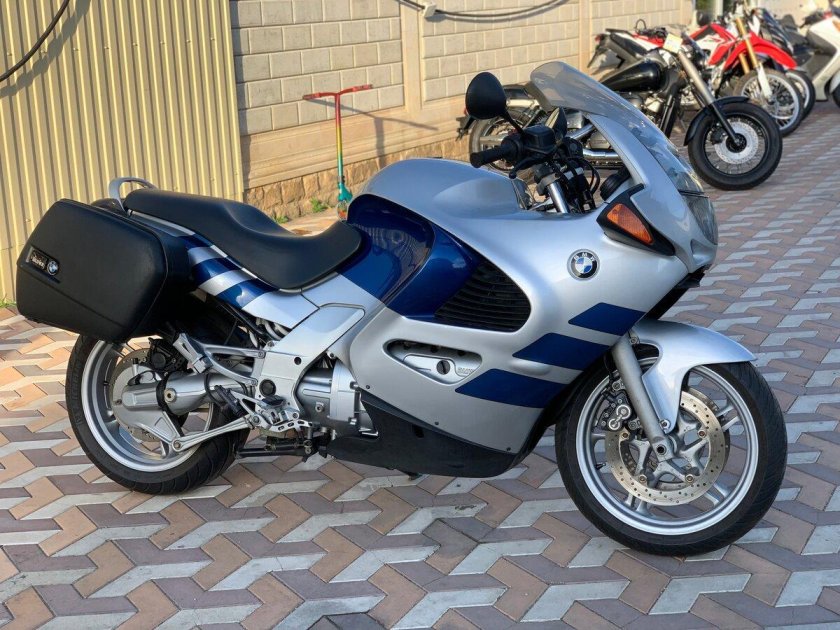 Мотоцикл BMW k1200rs
