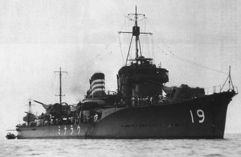 Эсминец Уранами