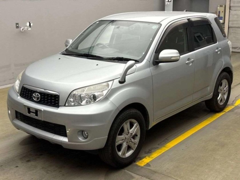 Toyota rush 2008