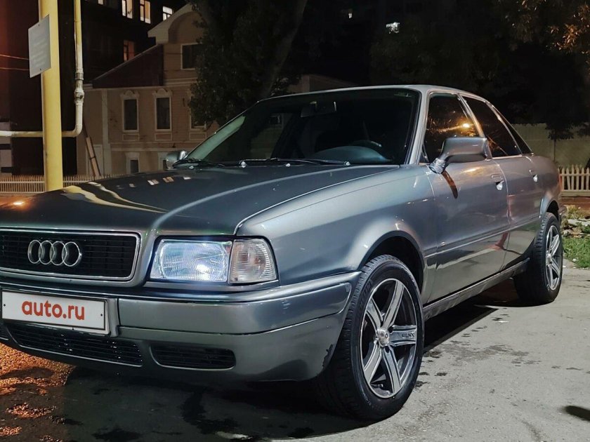 Ауди 80 серая