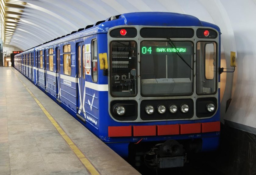 Метровагон 81-717