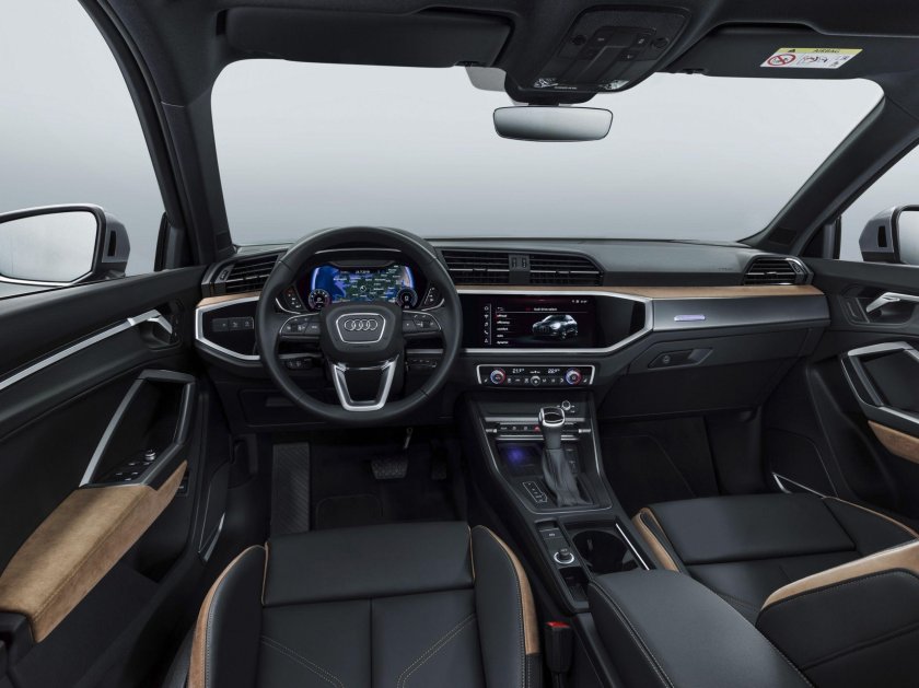 Audi q3 interior