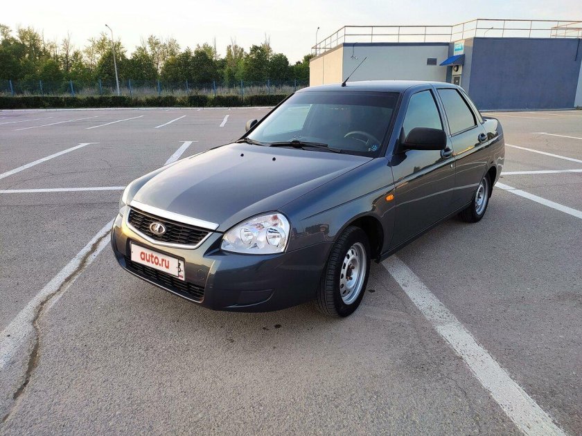 Лада Приора 2005