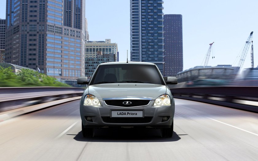 Лада Приора седан