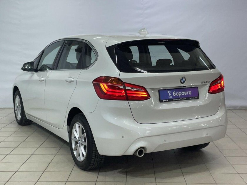 Бмв 2 актив турер