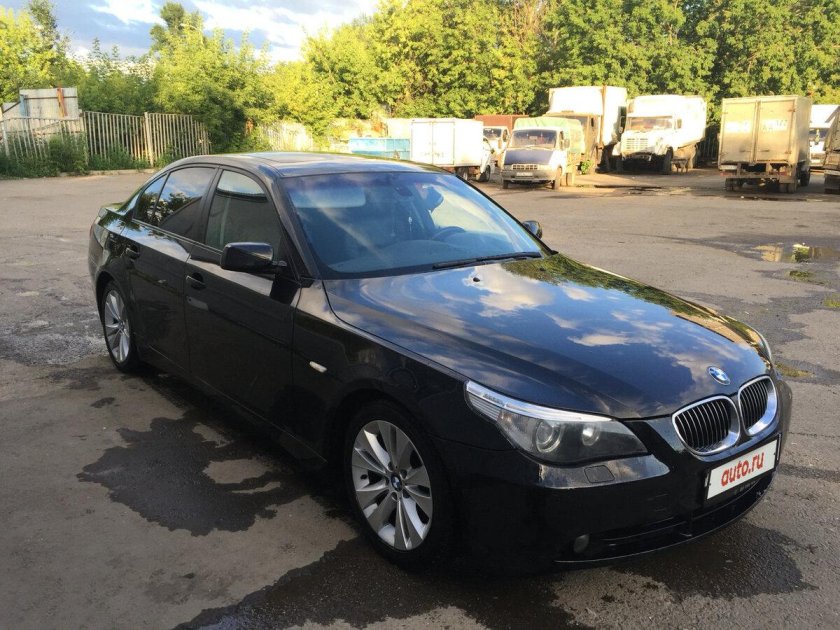 БМВ седан 2006 года