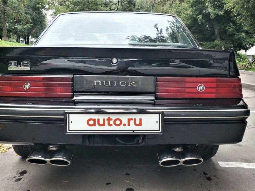 Buick черный