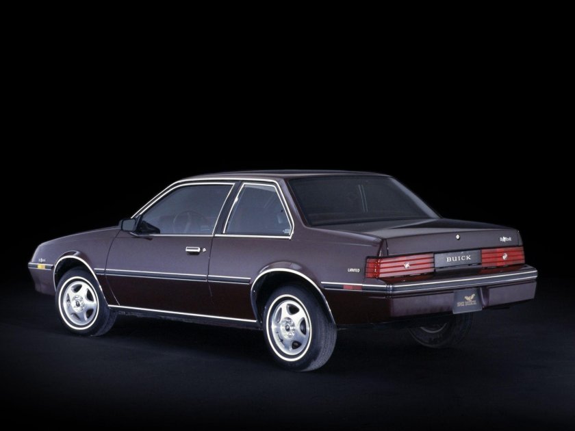 Buick Skyhawk 1982