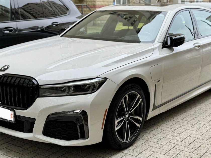 Bmw 7 серия vi