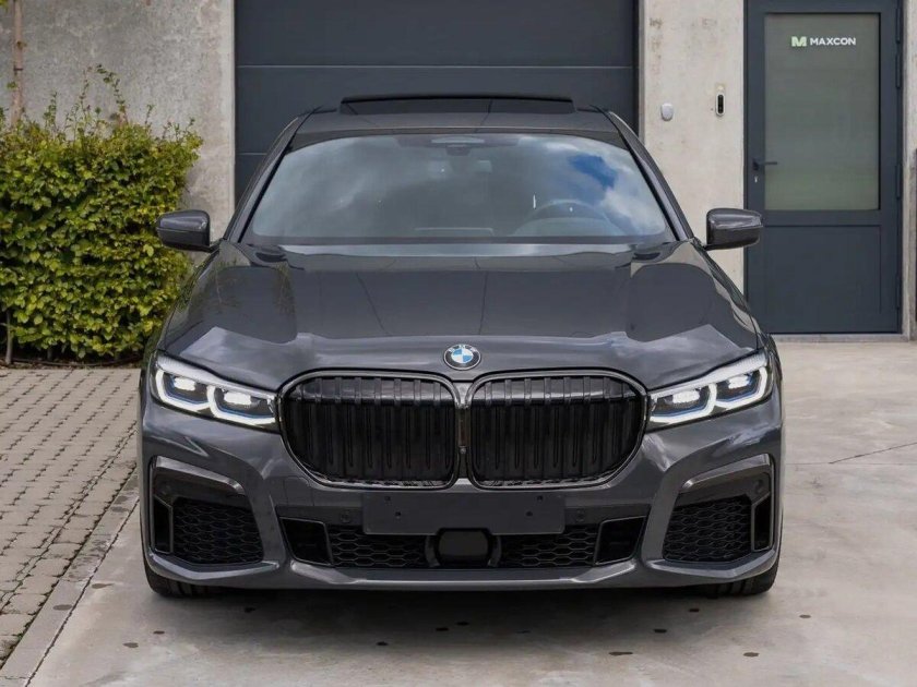 Бмв 7 серии 2019