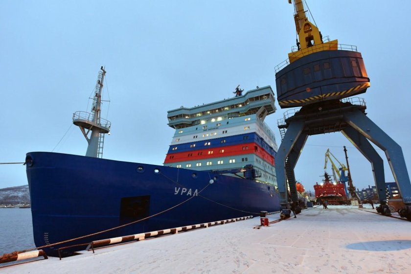 Ледокол Урал 22220