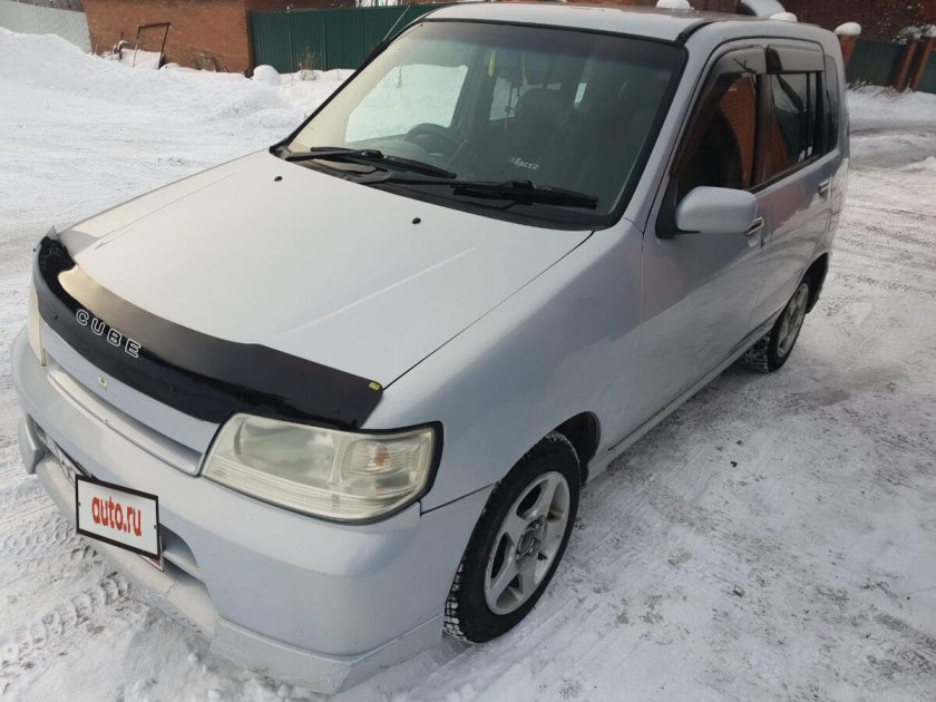 1999 nissan cube