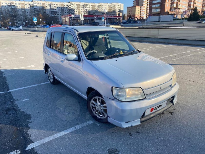 Nissan Cube 2002