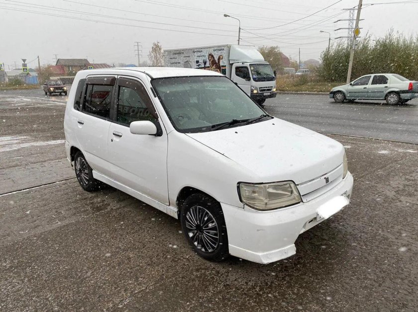 Nissan Cube 2001