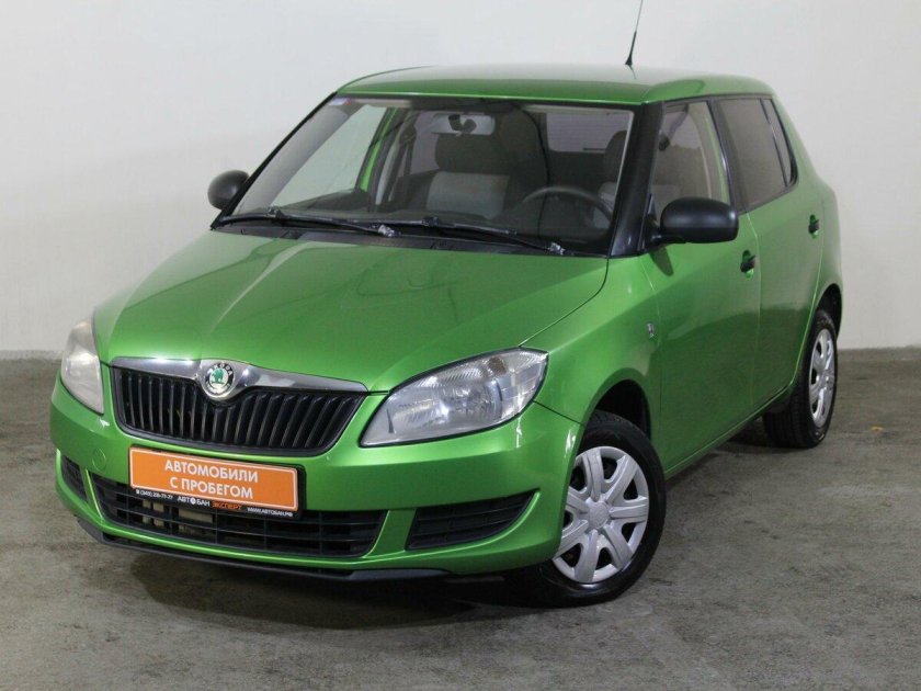 Шкода Фабия 2 2010