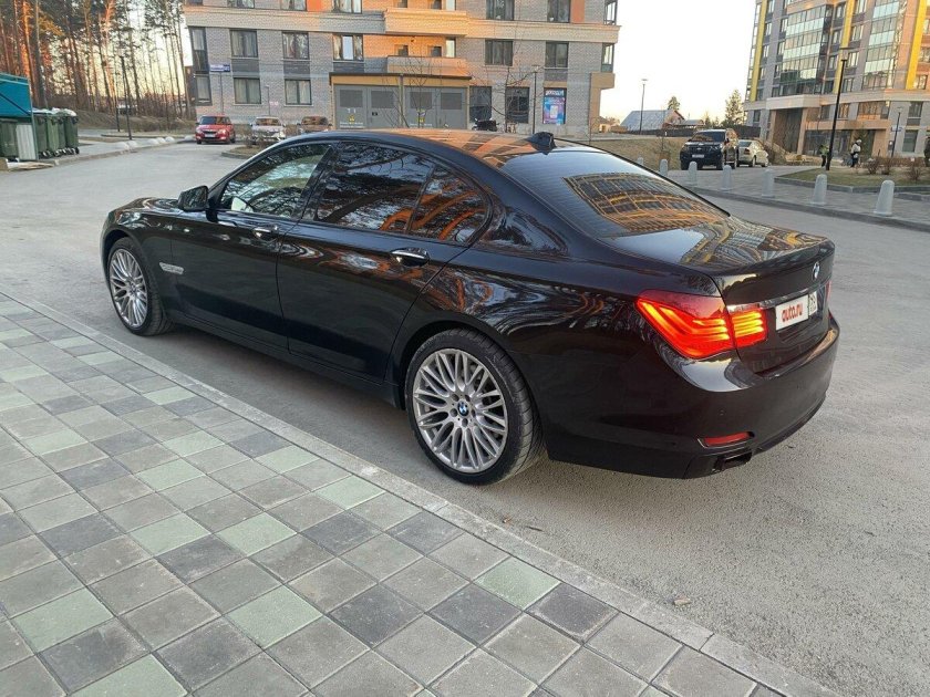 Bmw 750 li xdrive