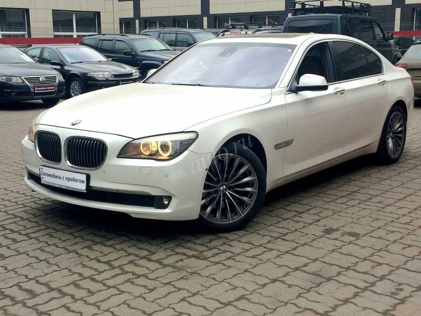 Бмв 7 2011