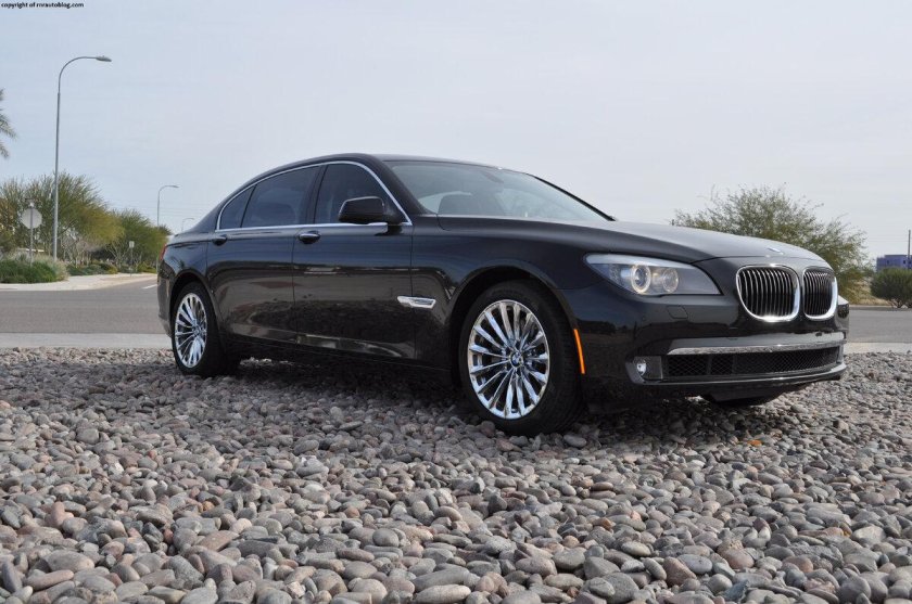BMW 740li