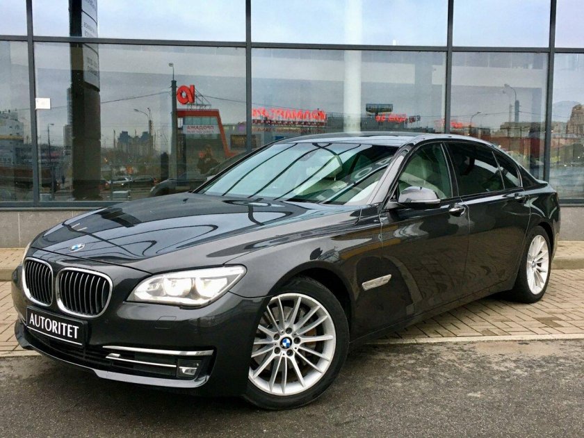 БМВ 740 li XDRIVE