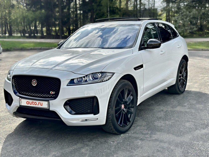 Ягуар f Pace 2019