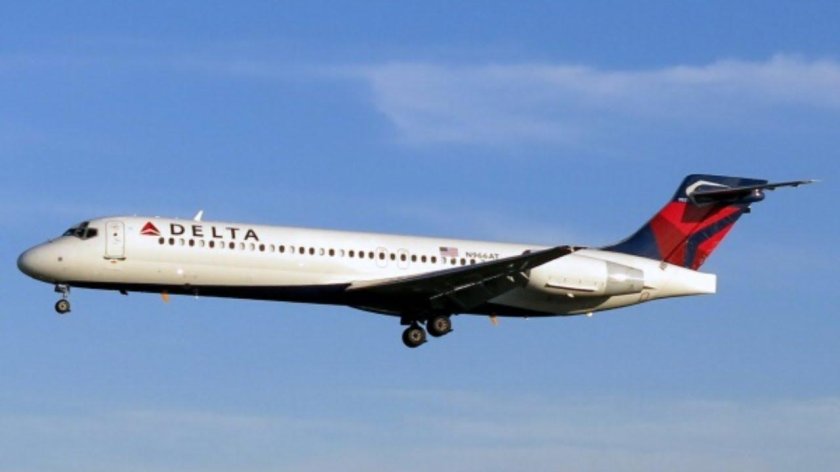 Самолёт Боинг 717