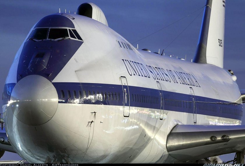 Boeing 747-e4b