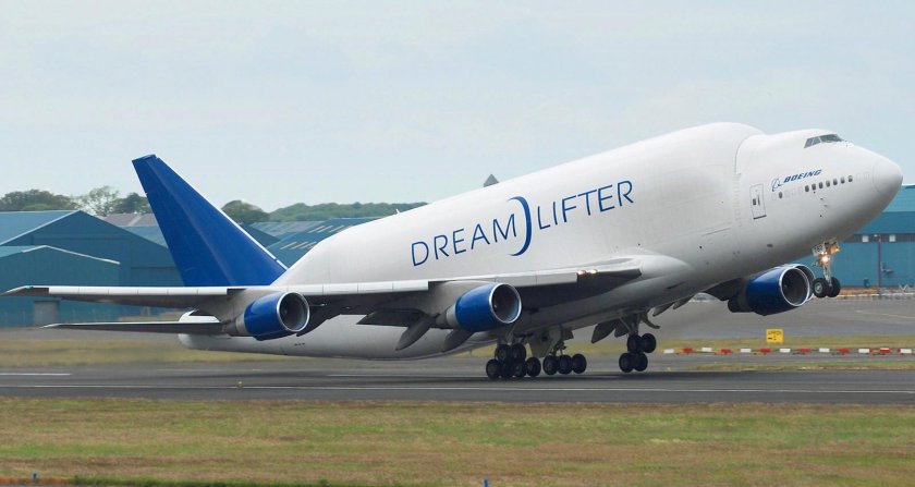 Dreamlifter 747