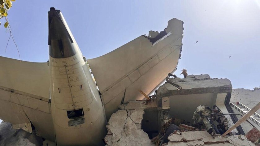 Крушение самолета в индии