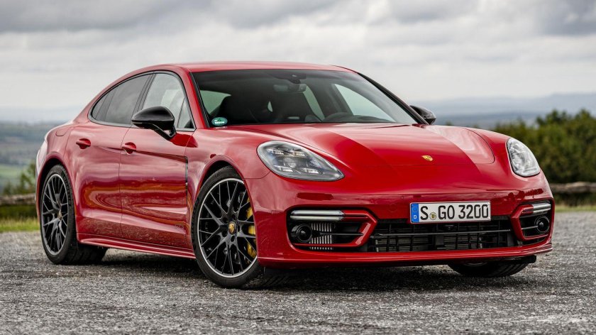 Porsche Panamera GTS 2021