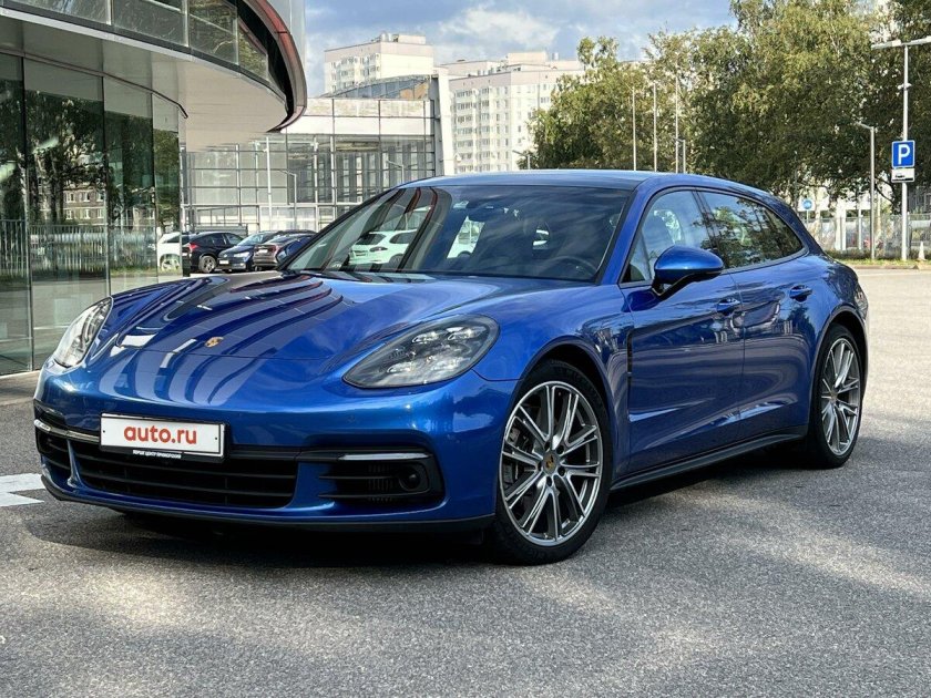 Porsche Panamera GTS 2016