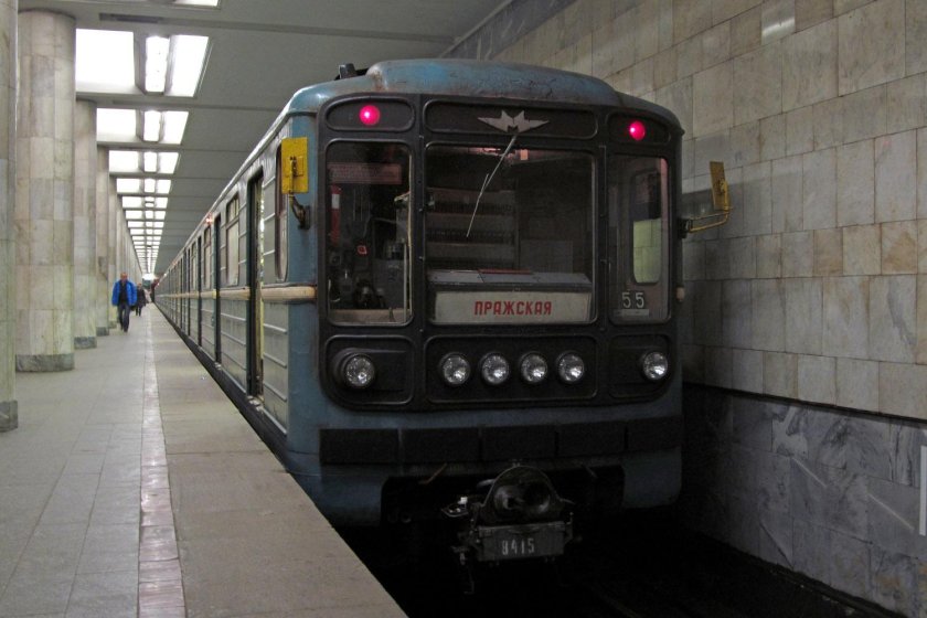 Метропоезд 81-717