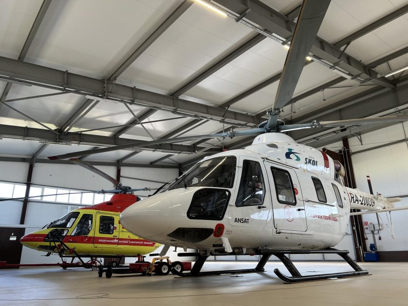 Медицинский вертолет ансат
