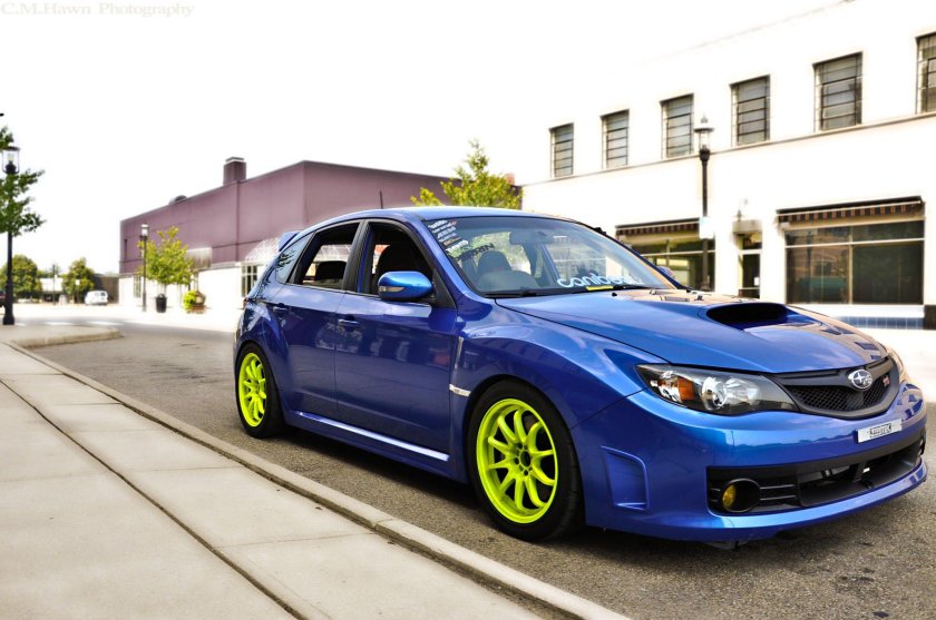 Субару Импреза WRX STI синяя