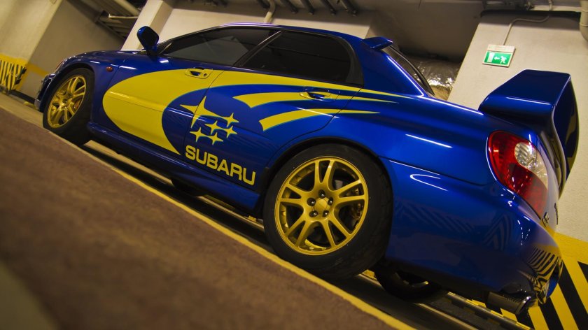 Субару Импреза Золотая