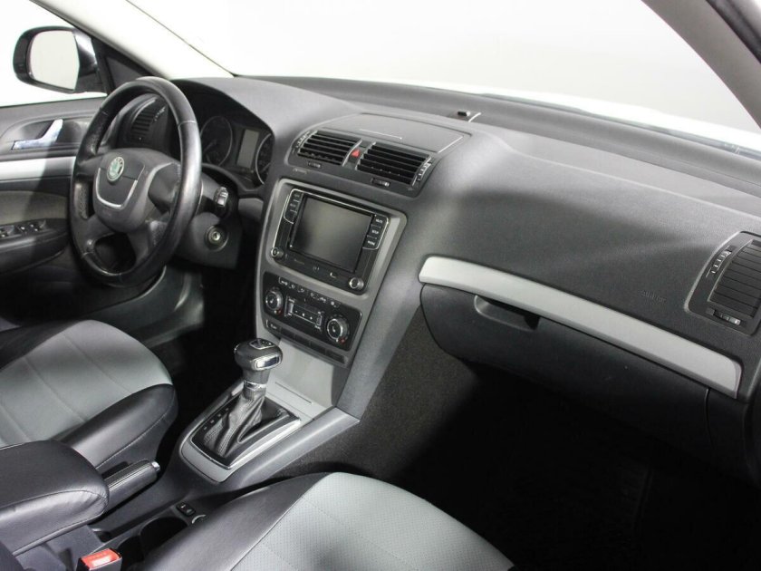 Шкода октавия 2 2007 2.0 tsi mt