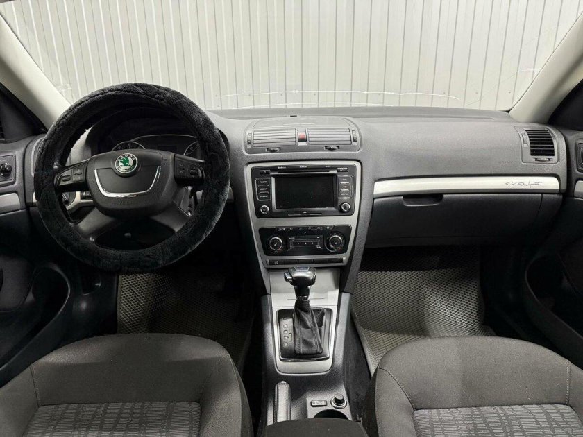 Шкода октавия 1.8 автомат