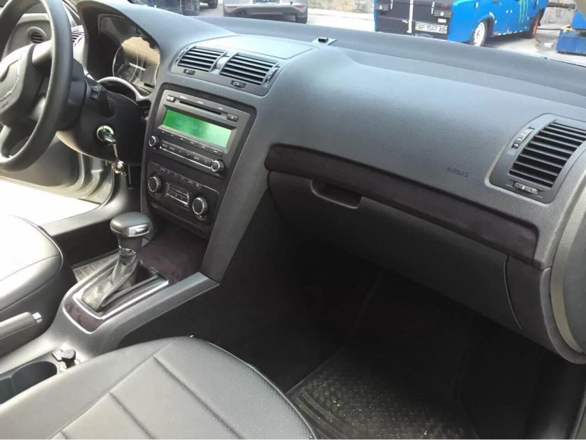 Салон Шкода Октавия а5 2012