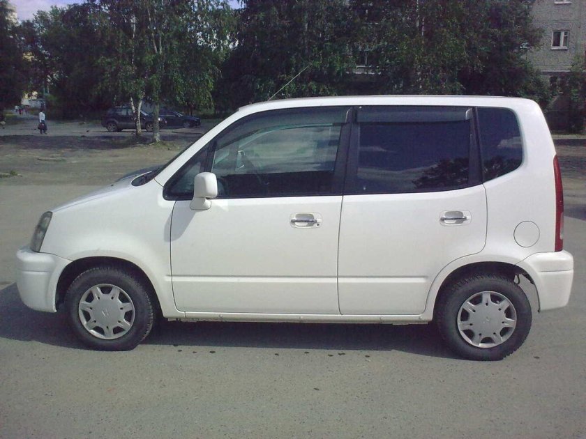 Хонда Сара 1998