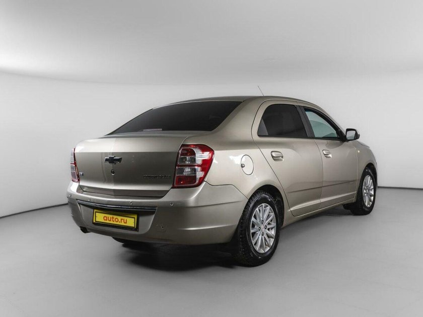 Chevrolet cobalt ii 2014