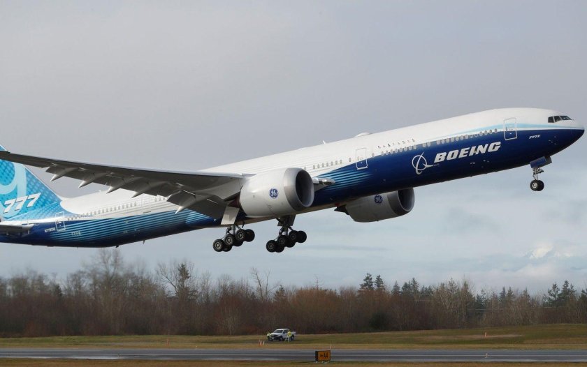 Широкофюзеляжный самолет Боинг 777
