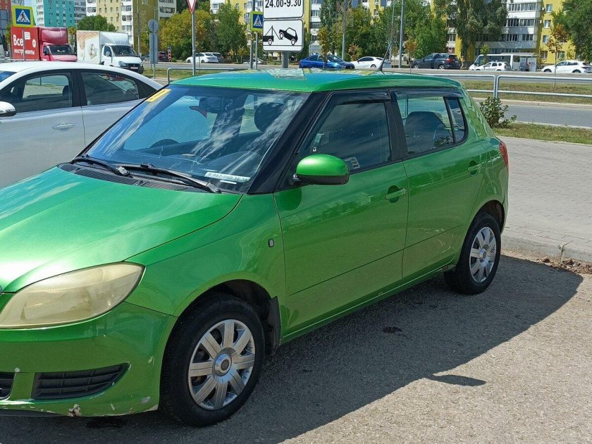 Шкода фабия 2012 года