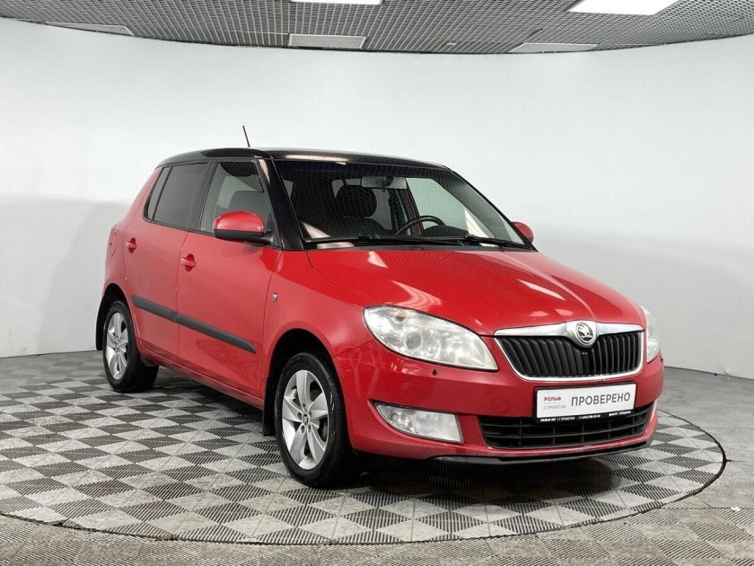 Шкода Фабия 2013г